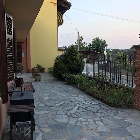 Relax Nel Noccioleto Novello Exterior photo