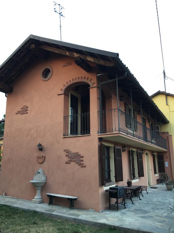 Relax Nel Noccioleto Novello Exterior photo